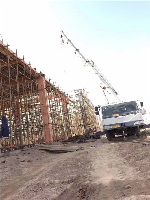 恩阳区吊车作业的安全注意事项有哪些？